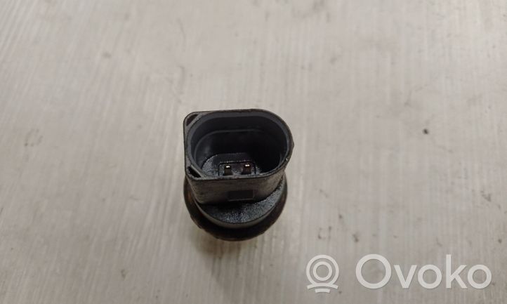 Audi A8 S8 D3 4E Sensor de temperatura del refrigerante 06A919501