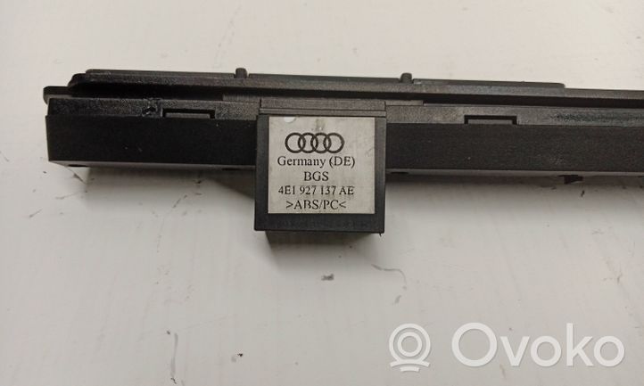 Audi A8 S8 D3 4E Interrupteur feux de détresse 4E1927137AE