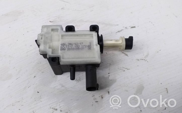 BMW X1 E84 Motorino del tappo del serbatoio del carburante 7193172