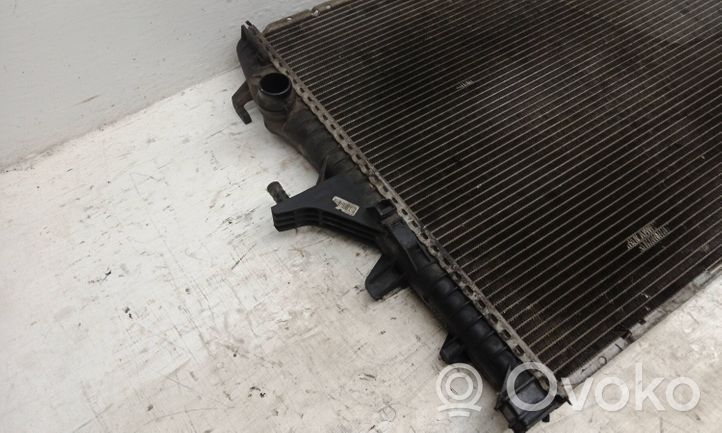 Volkswagen Touareg I Wasserkühler 7L6121253B