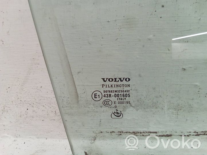 Volvo XC90 Vetro del finestrino della portiera anteriore - quattro porte 43R001605
