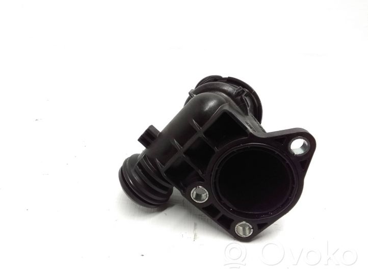 Volkswagen Tiguan Termostat / Obudowa termostatu 04L121111