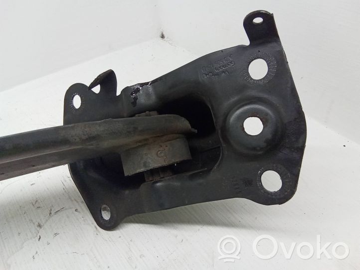 Volkswagen Tiguan Triangle bras de suspension supérieur arrière 3C0505129B