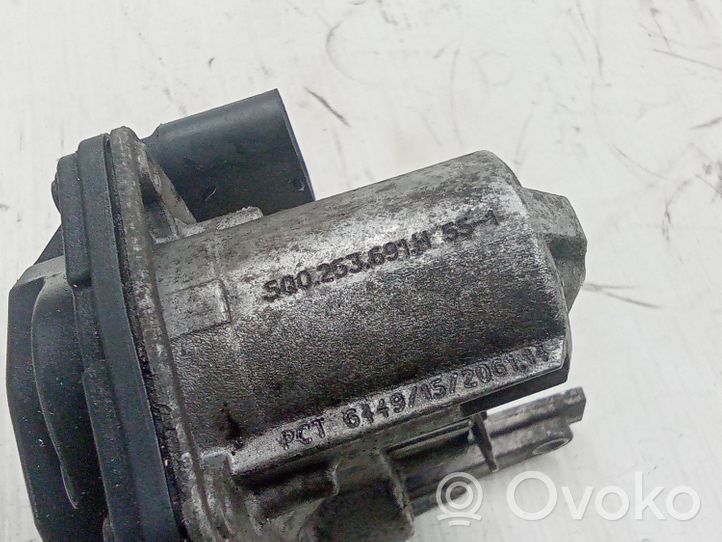 Volkswagen Tiguan Attuatore/motore della valvola del collettore di aspirazione 5Q0253691H