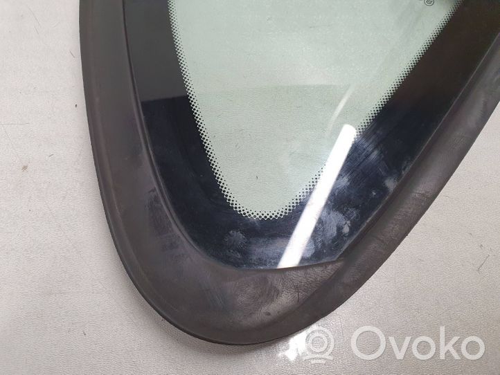 BMW X1 E84 Rear side window/glass 