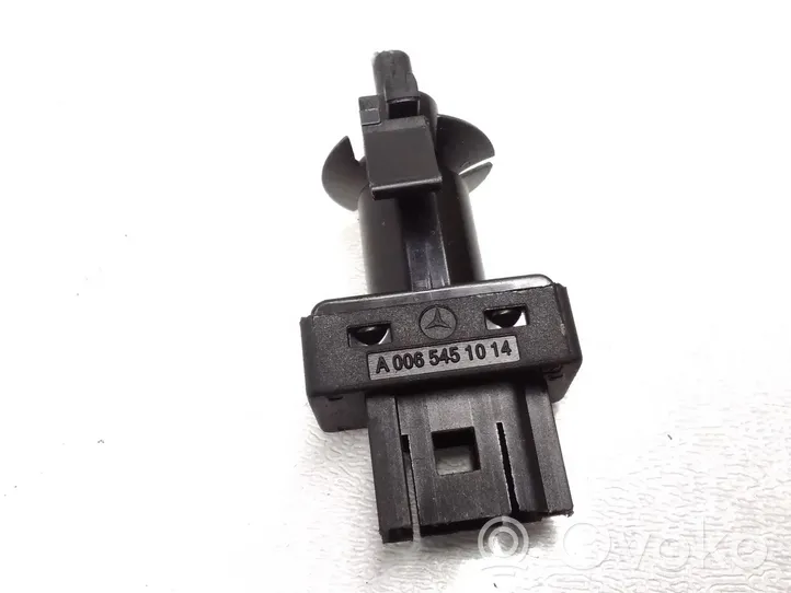 Mercedes-Benz B W246 W242 Clutch pedal sensor A0065451014