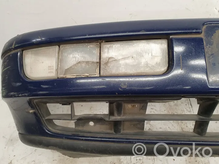 Volkswagen PASSAT B4 Pare-choc avant 