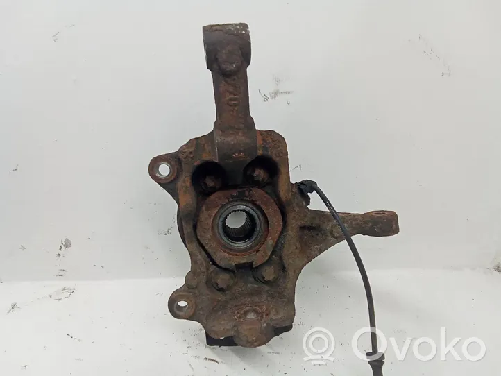 Opel Vivaro Front wheel hub spindle knuckle 