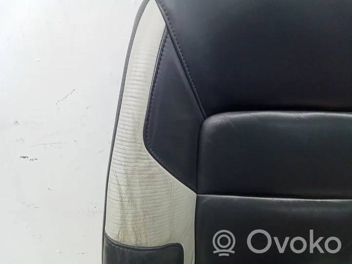 Volvo V70 Tapicerka / Komplet 