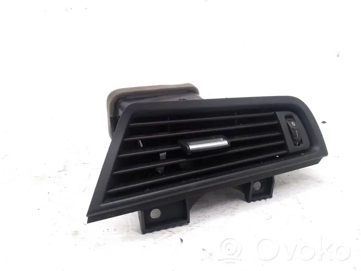 BMW 5 F10 F11 Moldura protectora de la rejilla de ventilación lateral del panel 9166890