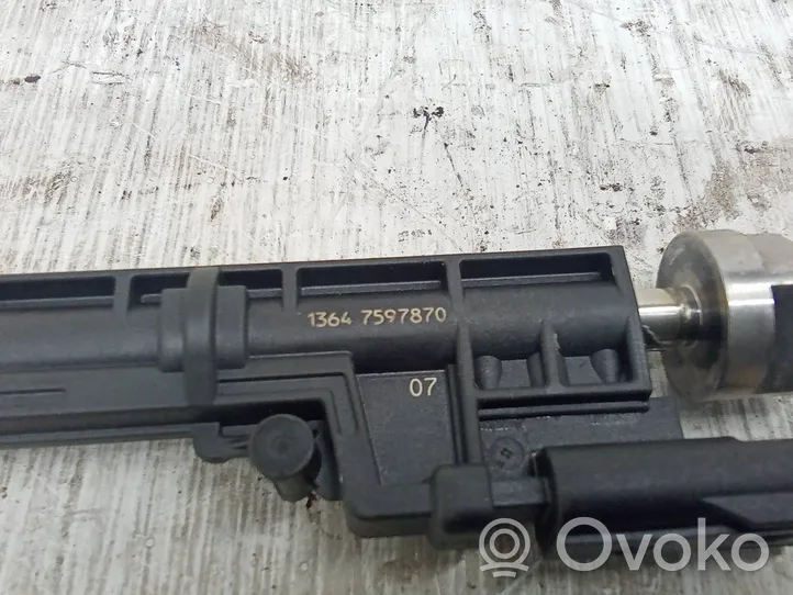 BMW 4 F32 F33 Fuel injector 7597870