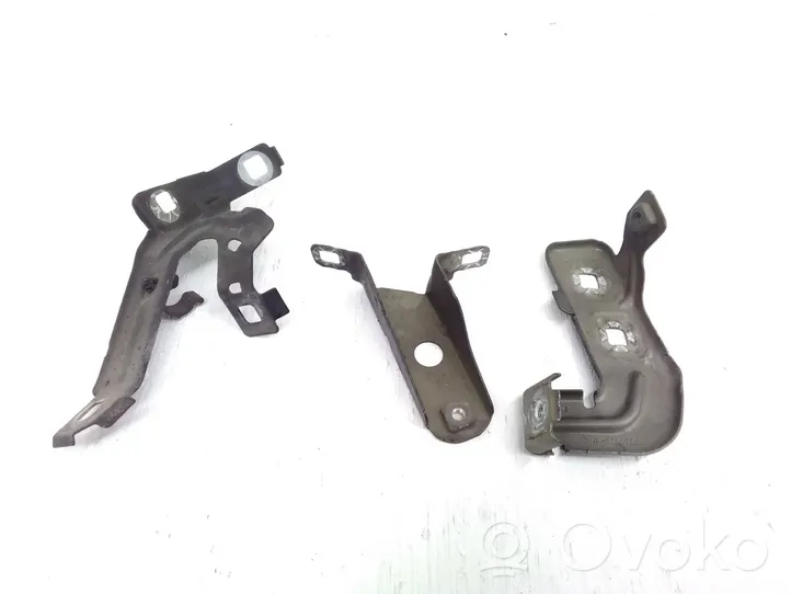 BMW 4 F32 F33 Supporto di montaggio del parafango 7255822