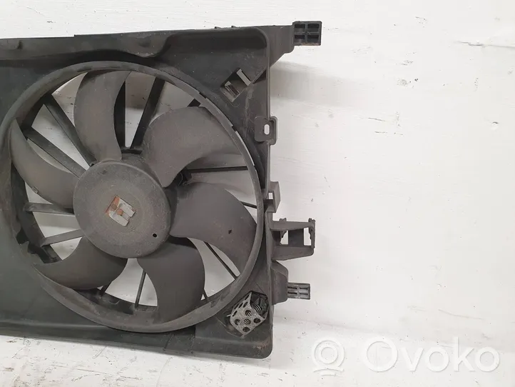 Renault Kangoo II Ventilateur de refroidissement de radiateur électrique 921206476R