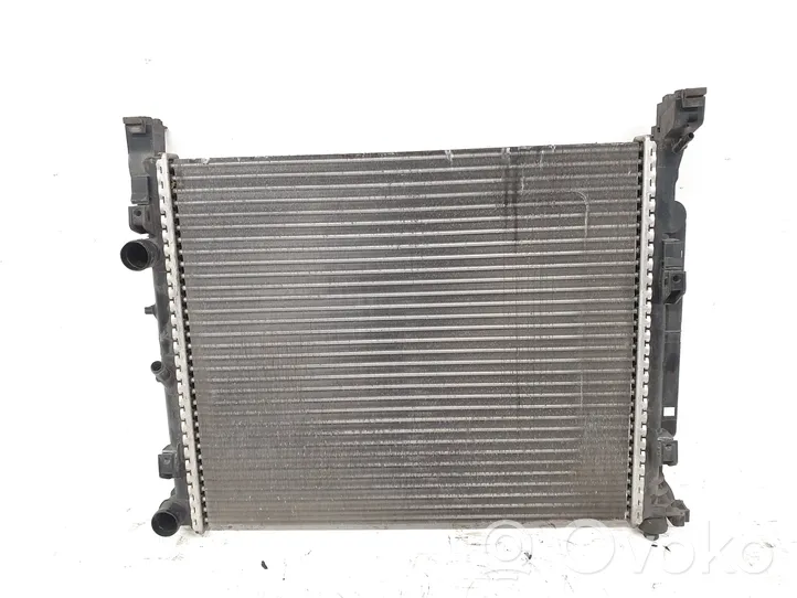 Renault Kangoo II Radiateur de refroidissement 8200455801