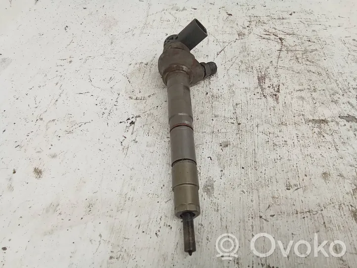 Volkswagen Caddy Fuel injector 03L130277J