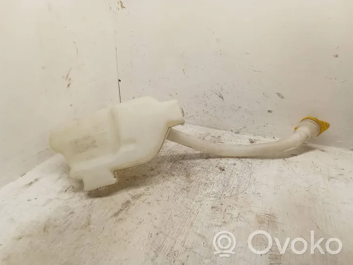 Renault Kangoo II Réservoir de liquide lave-glace 8200431474