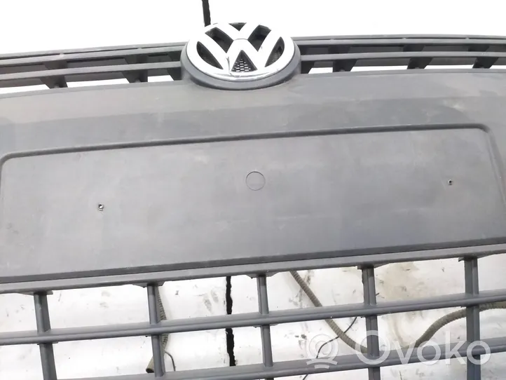 Volkswagen Caddy Pare-choc avant 