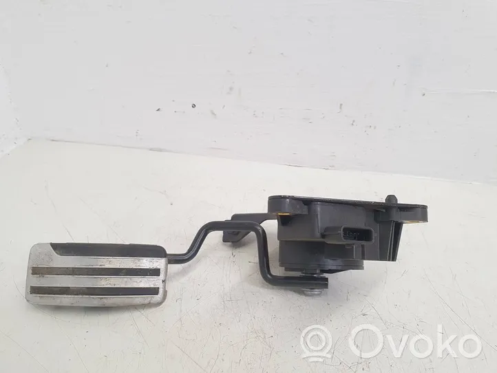 Nissan Qashqai+2 Pedale dell’acceleratore 0593A