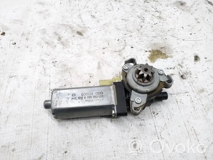 Mercedes-Benz C W204 Seat adjustment motor 0390203001