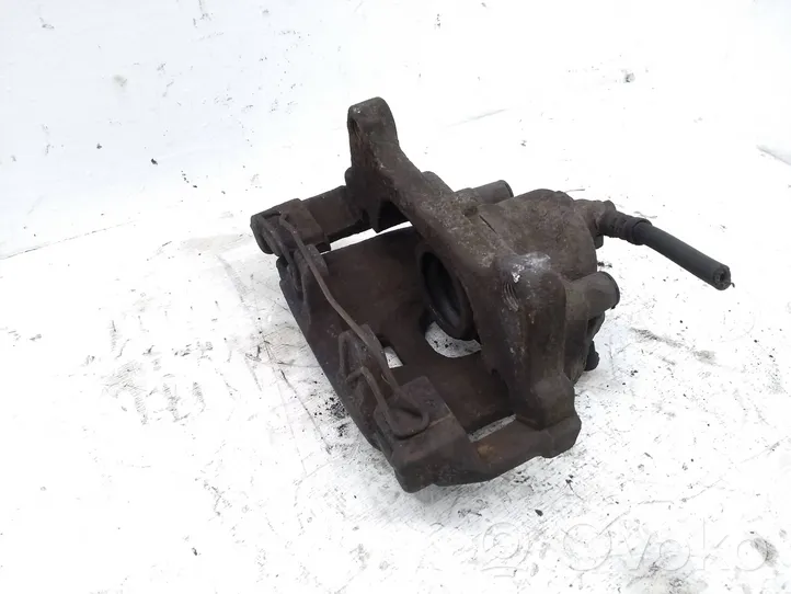 Volkswagen Tiguan Front brake caliper 