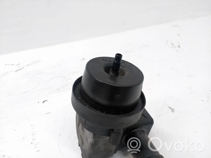 Volkswagen Crafter Valve vacuum 2H0121805