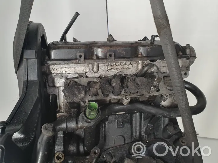 Audi A4 S4 B6 8E 8H Moteur AKE