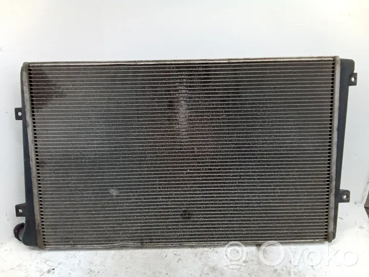 Volkswagen Caddy Radiateur de refroidissement 3C0121253S