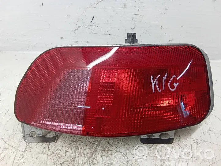 Citroen C4 Grand Picasso Aizmugures bufera gaisma 