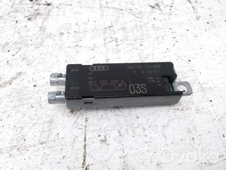 Audi A6 S6 C6 4F Aerial antenna amplifier 4F9035225A