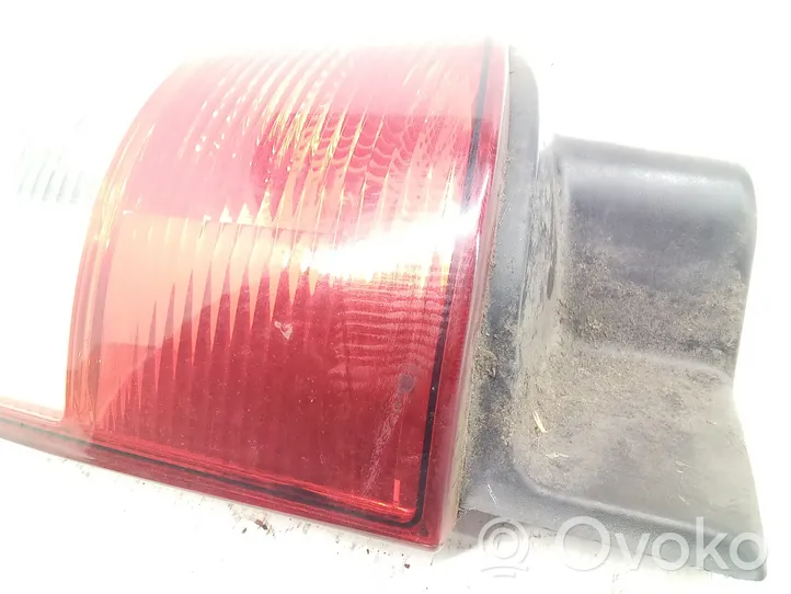 Volkswagen Transporter - Caravelle T5 Luci posteriori 7H0945096L