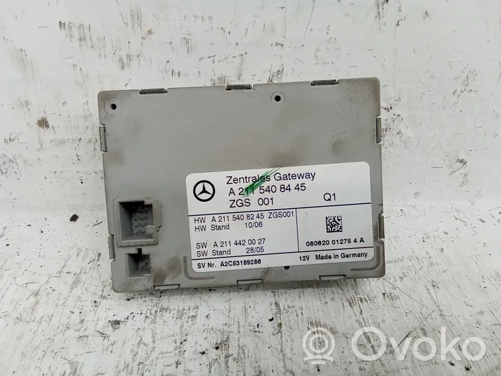 Mercedes-Benz CLS C219 Oven keskuslukituksen ohjausyksikön moduuli A2115408445