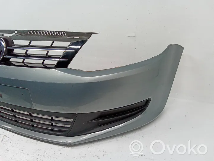 Volkswagen Sharan Front bumper 7N0807221A