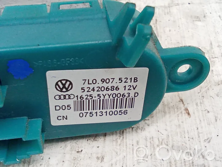 Volkswagen Sharan Реостат вентилятора печки 7L0907521B