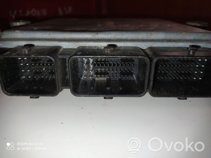 Ford Focus Sterownik / Moduł ECU 5WS40512BT