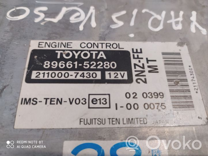 Toyota Yaris Verso Sterownik / Moduł ECU 8966152280