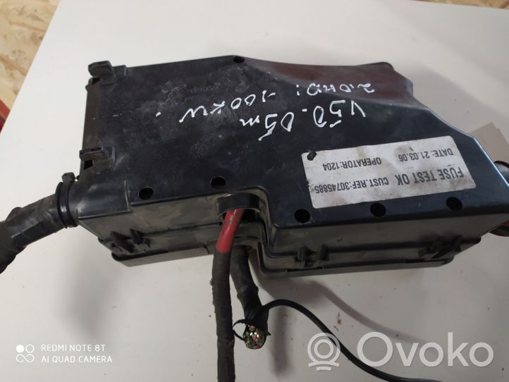 Volvo V50 Module de fusibles 8688040