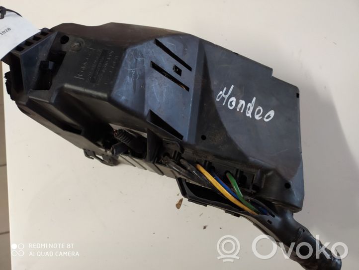 Ford Mondeo MK IV Module de fusibles 6G9T14A067