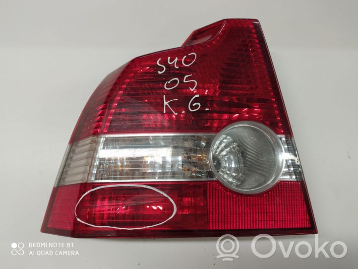 Volvo S40 Aizmugurējais lukturis virsbūvē 30698915
