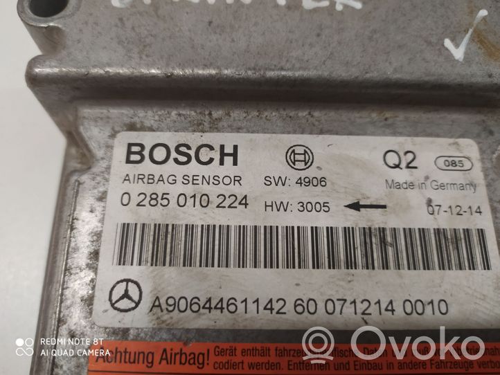 Mercedes-Benz Sprinter W901 W902 W903 W904 Turvatyynyn ohjainlaite/moduuli 0285010224