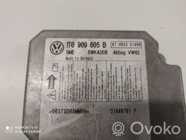 Volkswagen Touran I Airbag control unit/module 1T0909605B