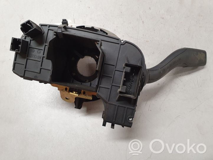 Audi A4 S4 B6 8E 8H Commodo, commande essuie-glace/phare 8E0953549F