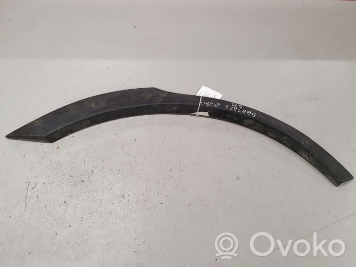 Hyundai Santa Fe Fender trim (molding) E84202B000