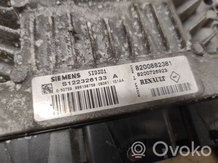 Renault Laguna III Calculateur moteur ECU 8200882381