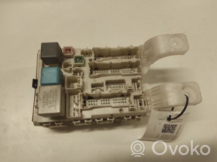 Toyota Prius (XW20) Komforto modulis 402140164