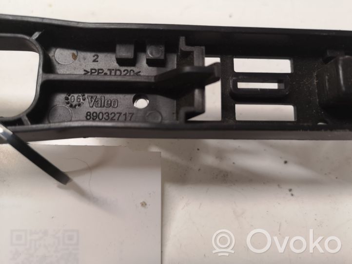 Citroen C5 Cubierta del soporte de la lámpara de la luz trasera 89032717