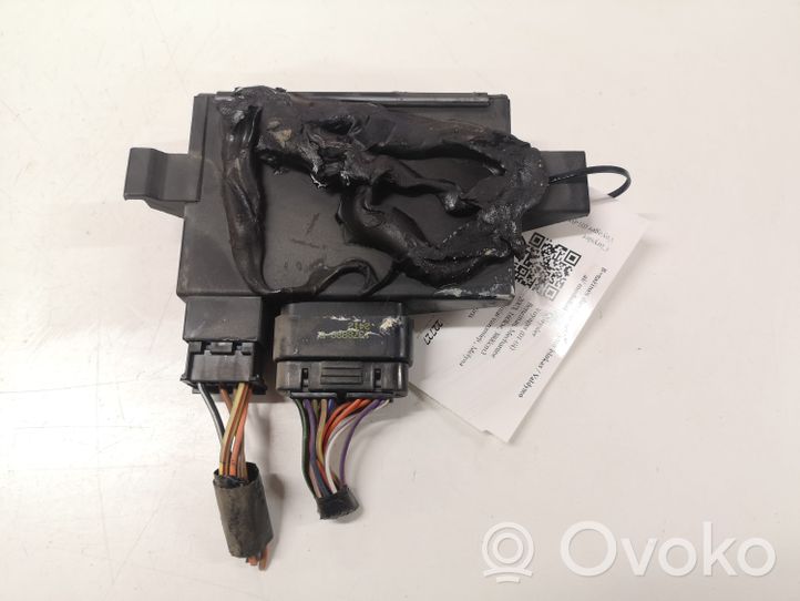 Chrysler Voyager Unité de commande / module de hayon P04686687AP