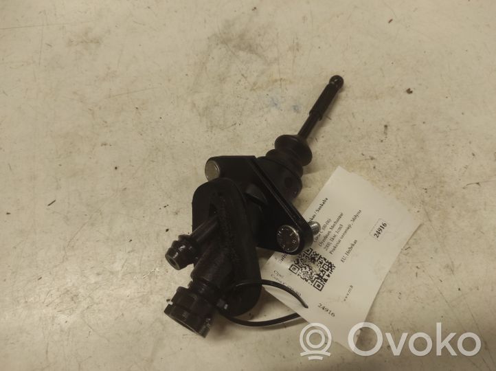 Opel Corsa C Siłownik sprzęgła / Wysprzęglik KG15633