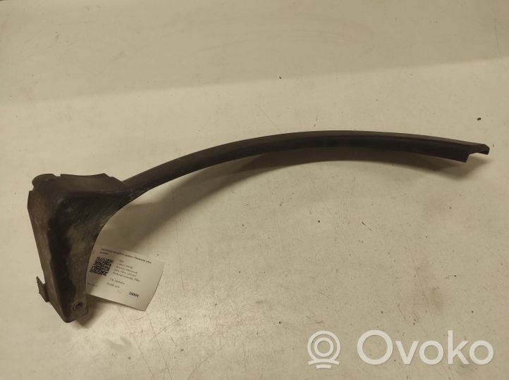 Opel Corsa C Listwa tylnego błotnika 13117273