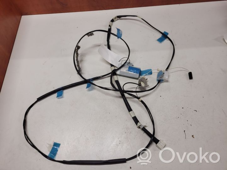 Toyota Avensis T270 Antennin ohjainlaite 8630005200