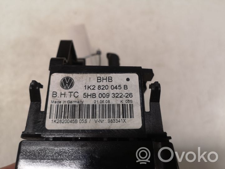 Volkswagen Golf V Panel klimatyzacji 1K2820045B